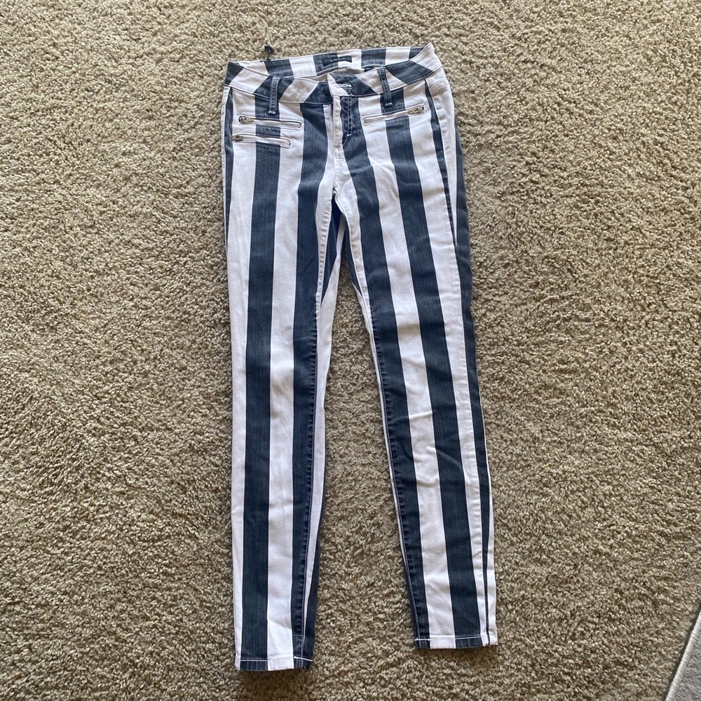 BEBE Black & White Jeans - Womens 26